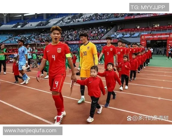 退役球星深度分析中国足球队现状与未来发展潜力